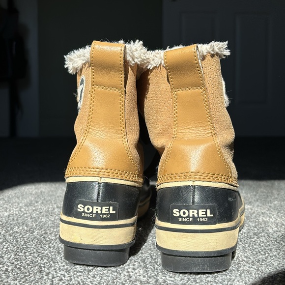 SOREL tan black tivoli suede winter boots in women’s size 8 - Picture 6 of 9